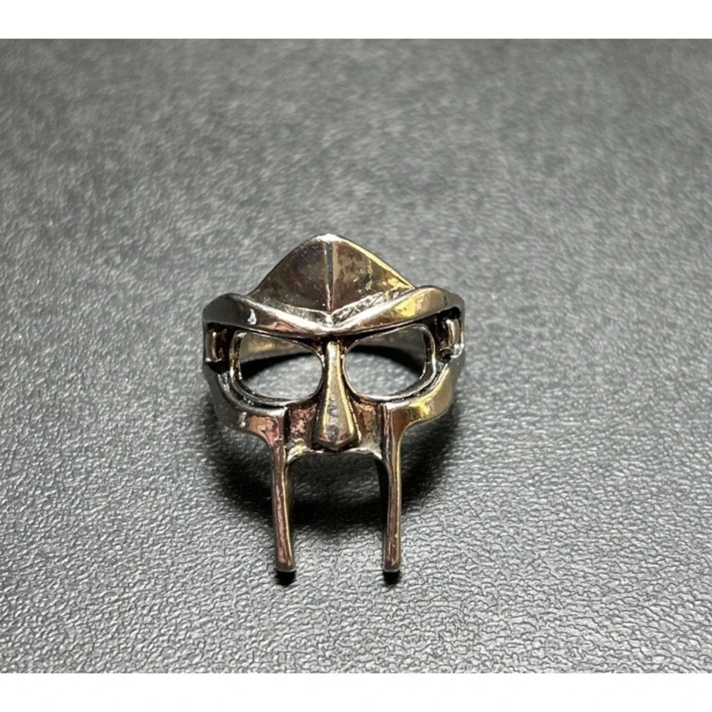 🔥MF DOOM Mask Gladiator Style Ring | One Size Ring | Gothic Y2K Vintage Style
